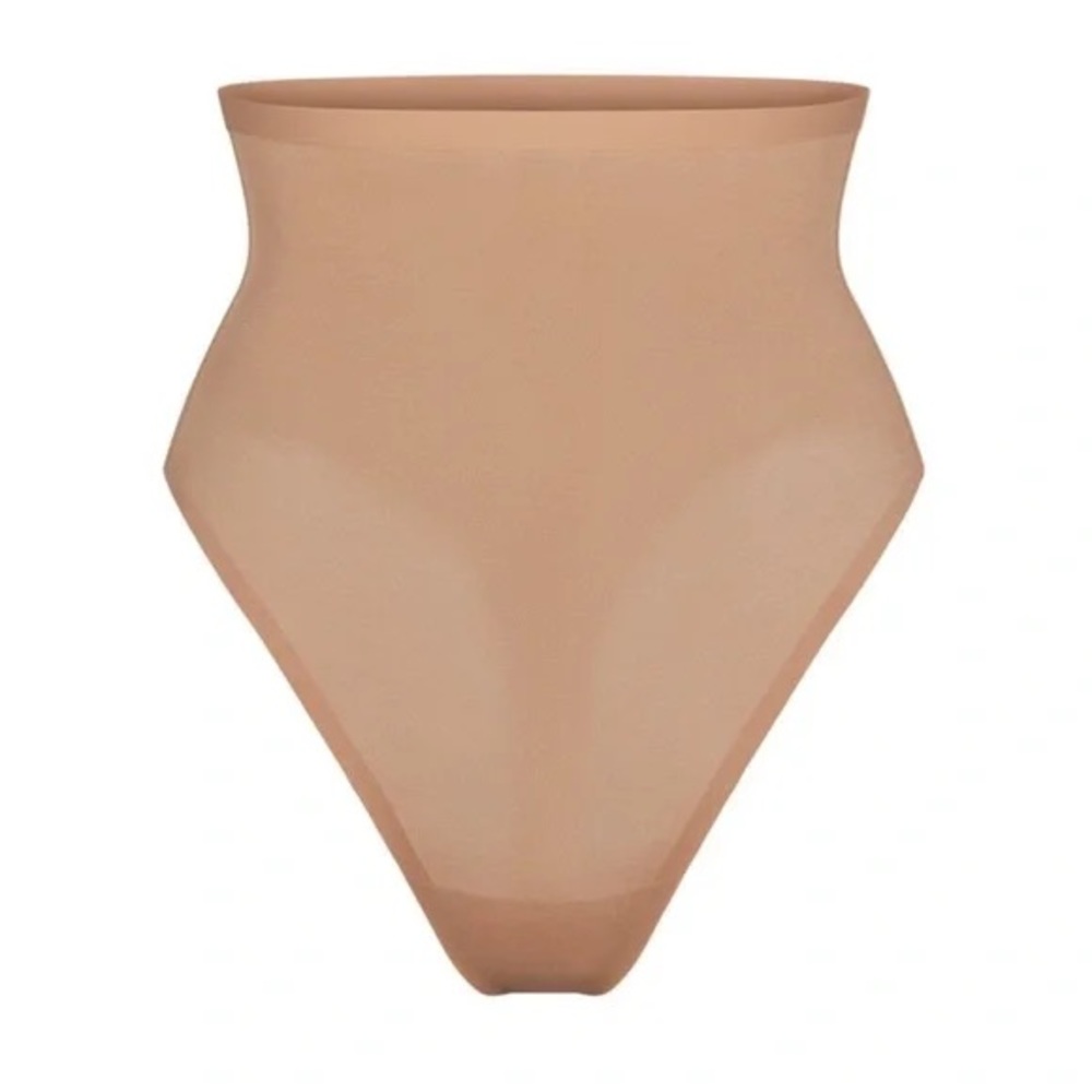 Skims Sheer Sculpt Thong